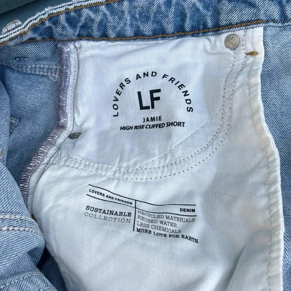 Lovers and Friends Jamie Cuffed Short Size 29 High Rise Color: Camellia NWT - Picture 6 of 7